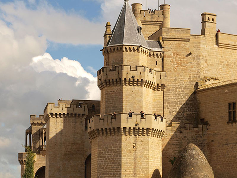 Marcilla Turismo, Olite